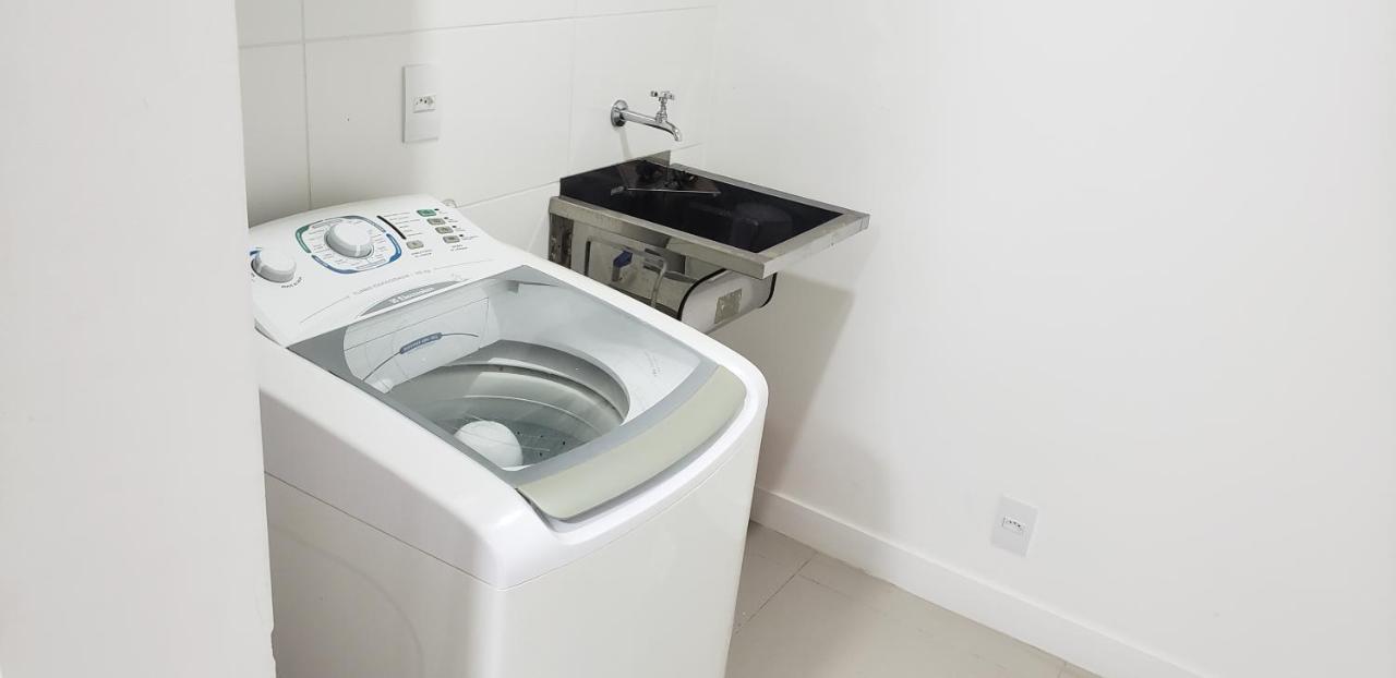 Apartamento Frente Para A Piscina A Uma Quadra Da Praia Florianopolis Ngoại thất bức ảnh