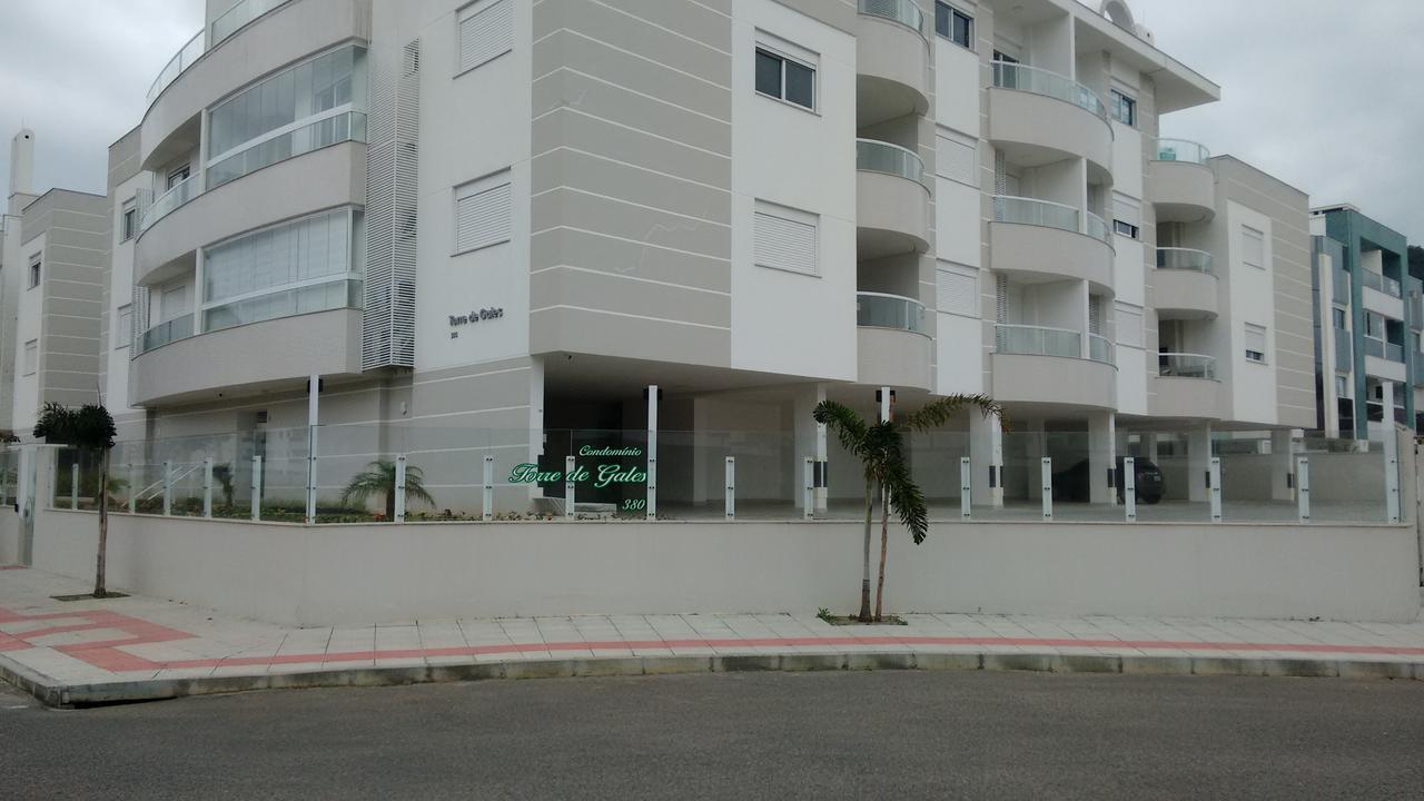 Apartamento Frente Para A Piscina A Uma Quadra Da Praia Florianopolis Ngoại thất bức ảnh